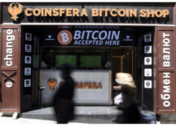 Investe in criptovalute e denuncia truffa