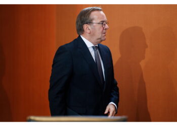 Lo ha annunciato il ministro Pistorius al summit Nato