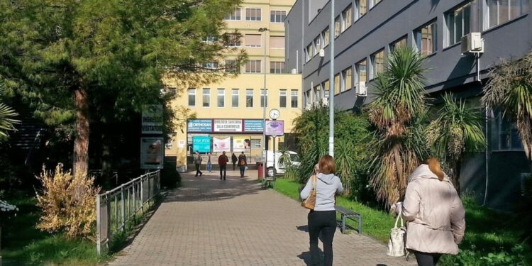 Trasferita in elisoccorso all'ospedale di Pescara