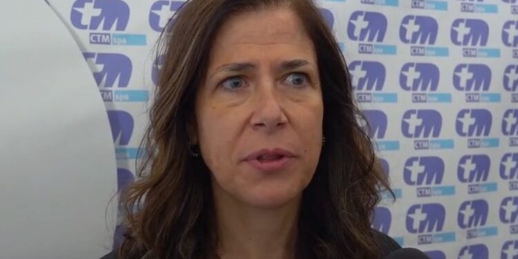 Pronunciandosi sulla decadenza.No al conflitto della Regione