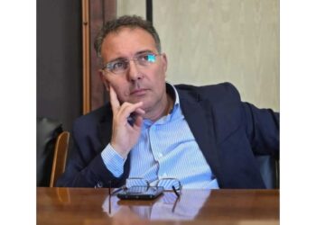 Politico ha dato mandato ai suoi legali di adire vie giudiziarie