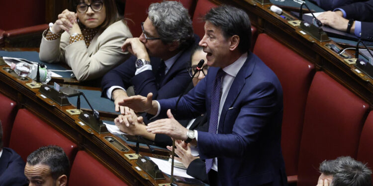 Per voi da un lato gli opulenti