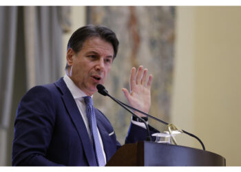 Scontro con chi vuole il governo sopra la legge