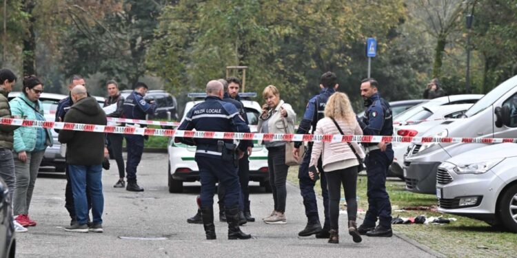 Polizia locale alla ricerca dell'aggressore