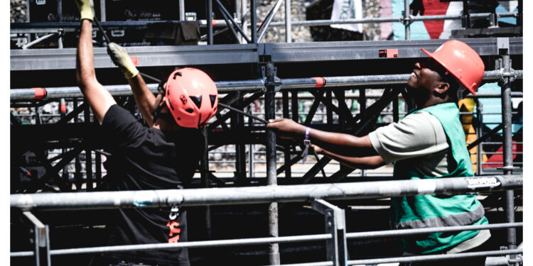 A Molfetta e a Putignano operai caduti da ponteggio e scala