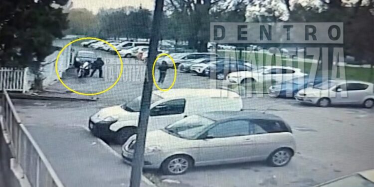 Trovati e sequestrati in un box. Al vaglio la premeditazione