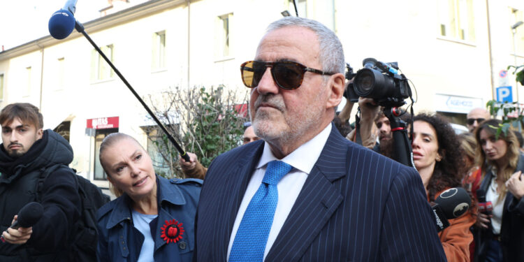 Ex procuratore Pavia ha chiesto dissequestro suoi dispositivi