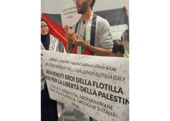 Attivista denuncia maltrattamenti fin dall'arrivo