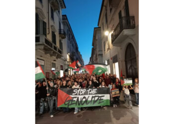 "E' la stessa democrazia che lascia mano libera a Netanyahu"