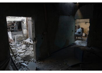 Uccise anche 20 donne. I feriti sono 253