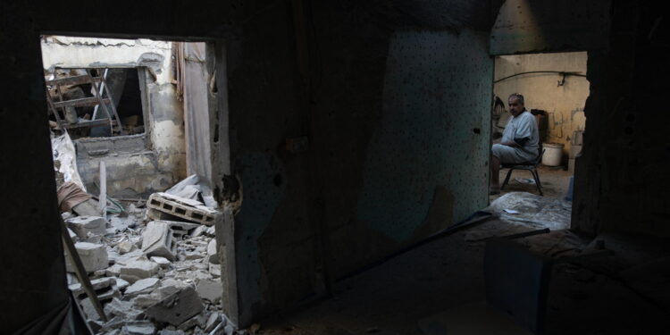 Uccise anche 20 donne. I feriti sono 253