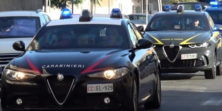 Blitz carabinieri e guardia di finanza a Reggio Calabria
