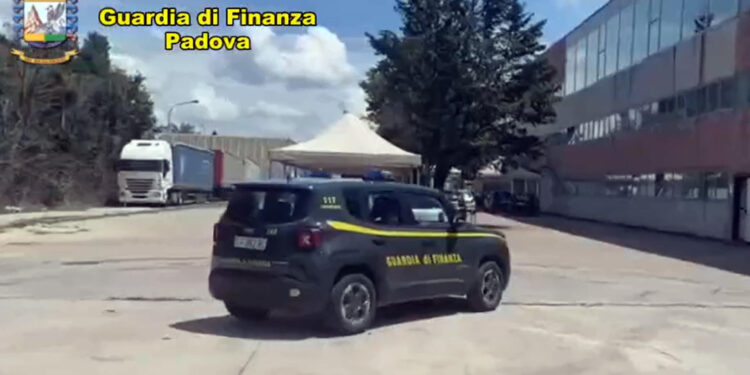 Associazione a delinquere e truffa