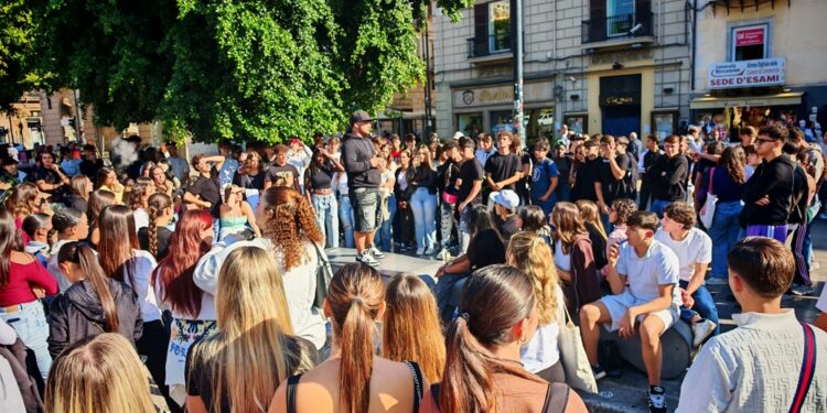 "Chiediamo protezione e impegno delle forze dell'ordine"