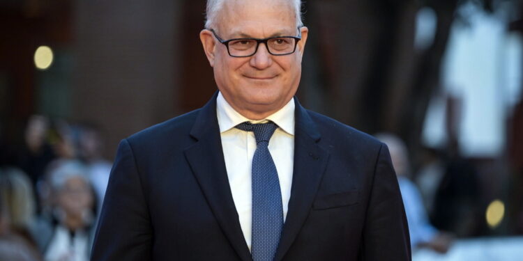 'Più responsabilità e autonomia'. Plauso da FdI