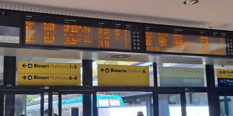 Attese fino a 80 minuti