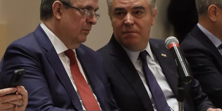 Il ministro Ebrard