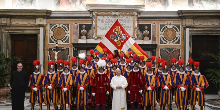 Domani nel Cortile di San Damaso
