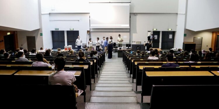 Udu Bari denuncia frase choc di una docente del semestre filtro