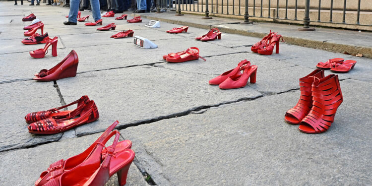 Arrestato giovane. Donna grave