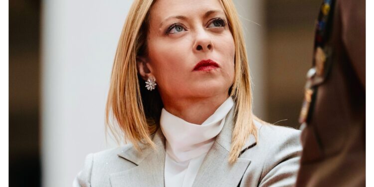 La legge quadro base per sviluppare una costellazione nazionale