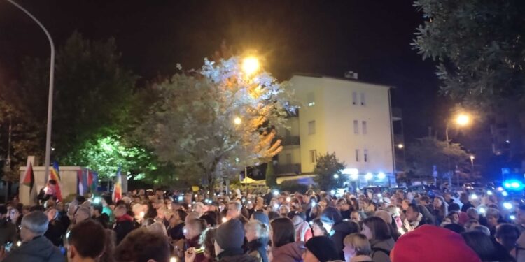 Davanti agli ospedali a Trento