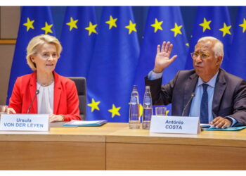 In vista del vertice Ue. Presidente Commissione è all'Eliseo