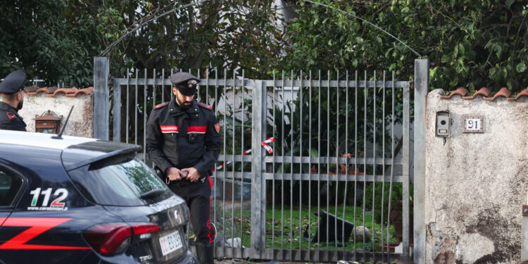 Pm Roma procedono per danneggiamento aggravato