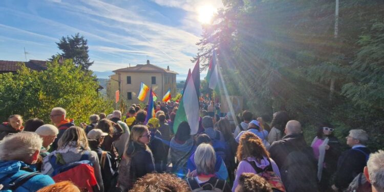 Flavio Lotti parla di 14 chilometri di corteo da Perugia-Assisi