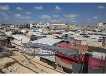 Bloomberg: 'Ricostruzione nelle aree di Gaza libere da milizie'