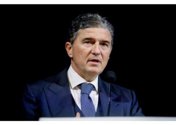 Interrogato per 10 ore