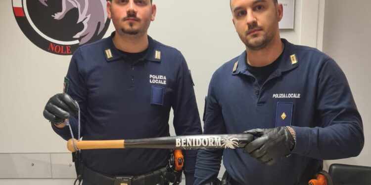 L'aggressore avrebbe fatto parte di un gruppo di giovani