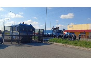 Usati anche i lacrimogeni per fermare invasione Interporto