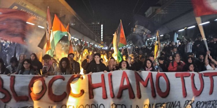 Dopo corteo per il centro. Nessuna tensione con forze ordine