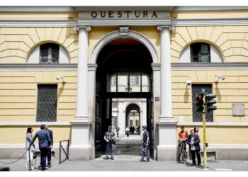 Aperto fascicolo a Milano
