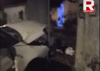 Danneggiata anche una casa