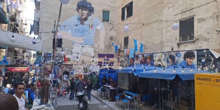 Operazione della Polizia Municipale a Napoli