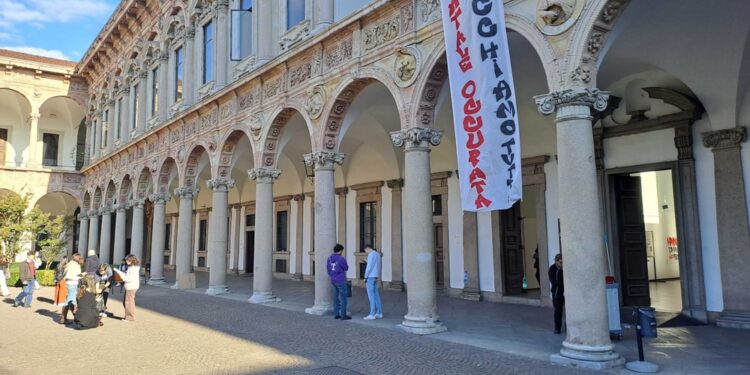 Occupata un'aula