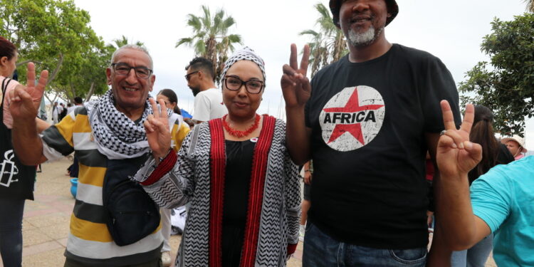 A bordo anche il nipote di Nelson Mandela