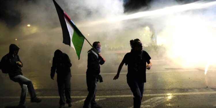 'Governo si impegna a fermare manifestazioni di antisemitismo'