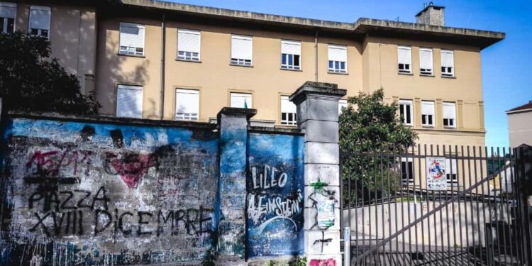 Blocco delle lezioni da parte degli studenti dei collettivi