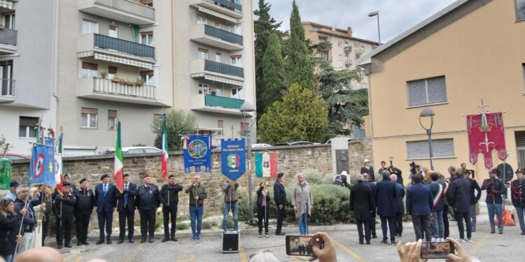 Sindaco: 'Impedire che l'oblio cancelli le lezioni del passato'