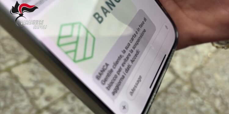 Banda acquistava i dati delle loro vittime dal dark web