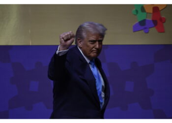 Mosca: 100 droni abbattuti stanotte sulle regioni russe