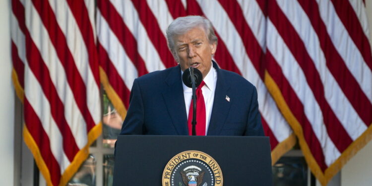 'Invito tutti gli americani a riunirsi e pregare'