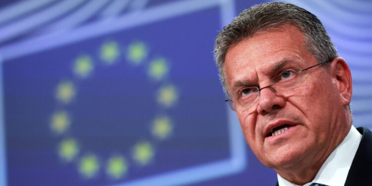 Sefcovic parlerà con l'omologo Wentao