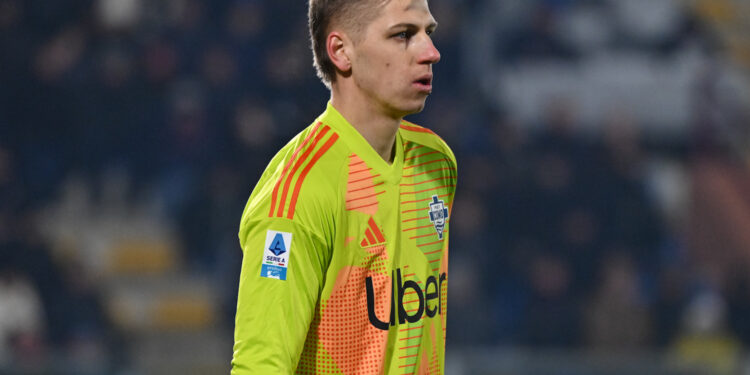 Jena Butez, portiere del Como (foto Roberto Colombo)