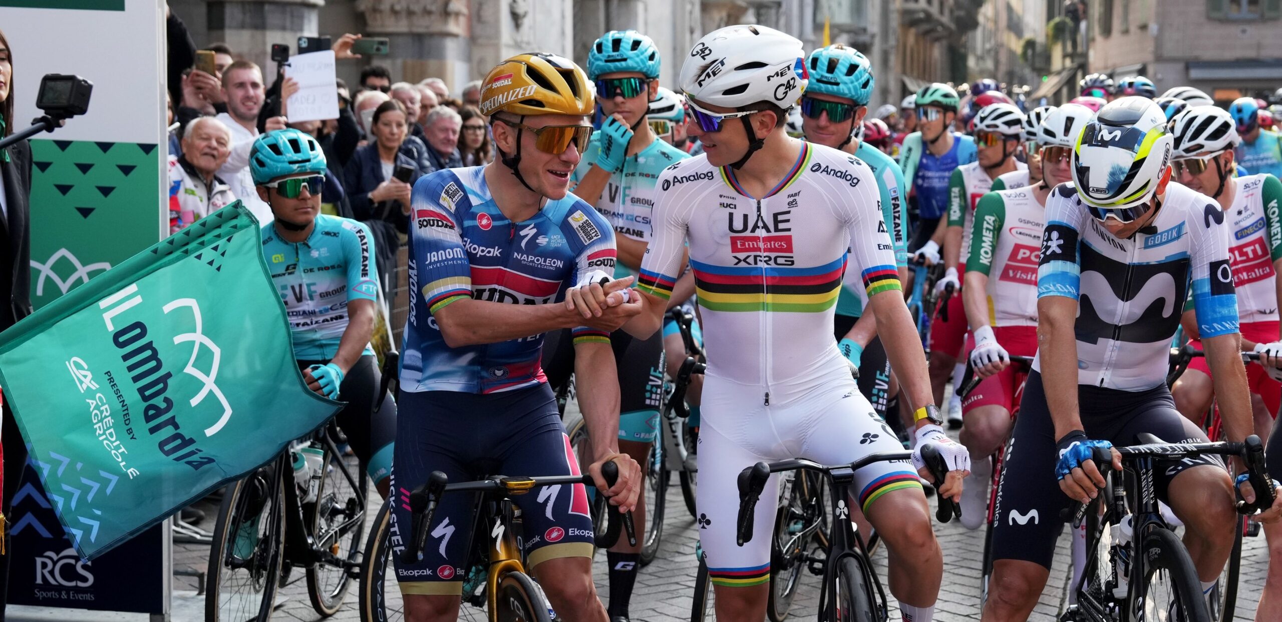 Grande ciclismo a Como, festa per il Giro di Lombardia
