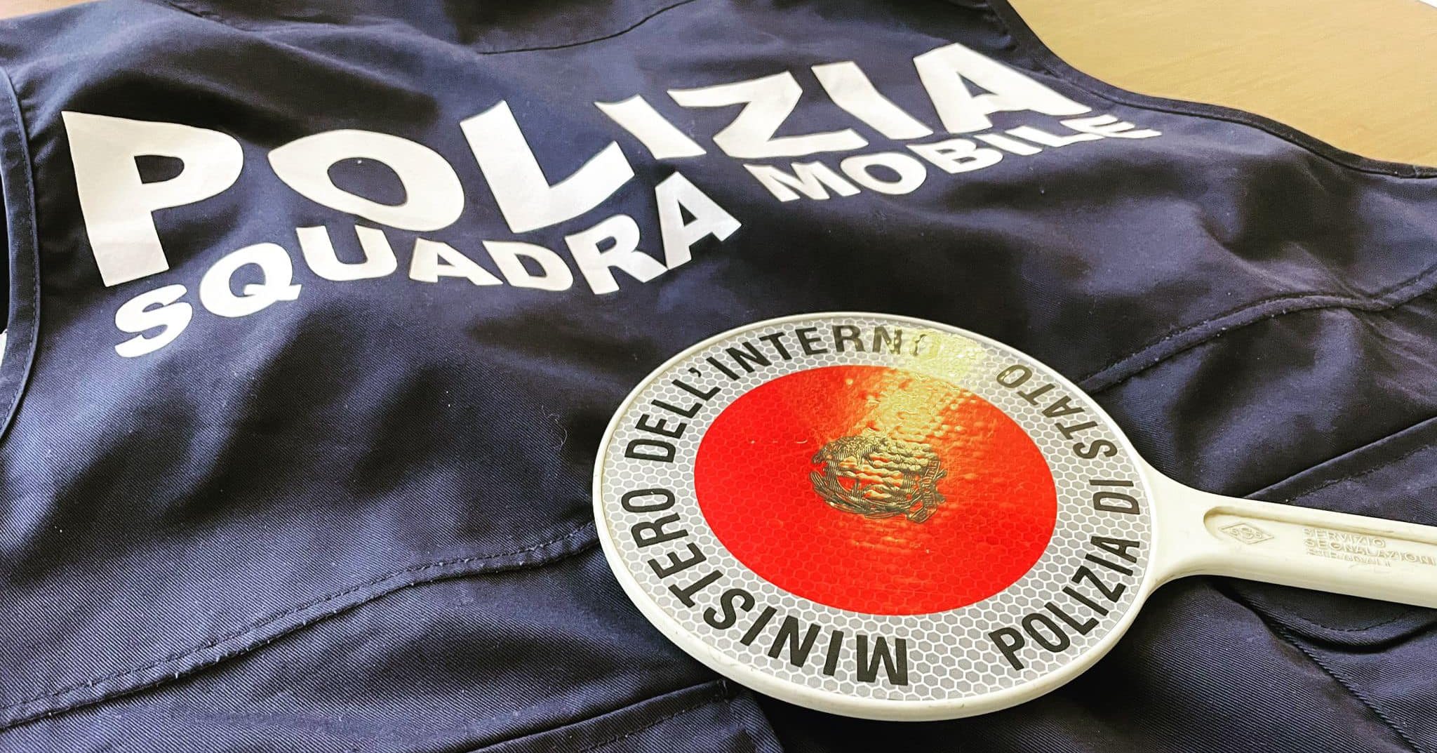 Colpi in serie nelle case, fermati dalla polizia due albanesi. Almeno 14 colpi a dicembre