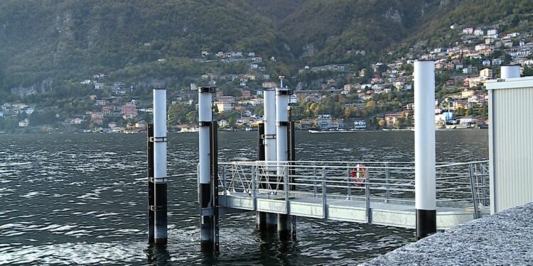 chiusura del pontile di Torno